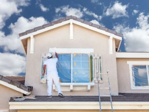 How Does One Find an Honest and Reliable Contractor for Remodeling?