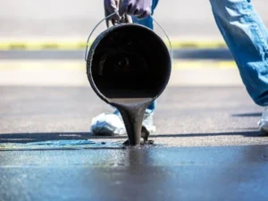 Should Asphalt Driveways Be Sealed?