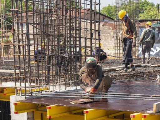 Which Is Best for Concrete - Rebar or Wire Mesh?